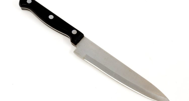 découvrez les meilleures pratiques pour l'entretien de vos couteaux en céramique. apprenez à préserver leur tranchant, éviter les dégâts et garantir une utilisation durable. conseils pratiques et astuces pour une cuisine toujours performante.