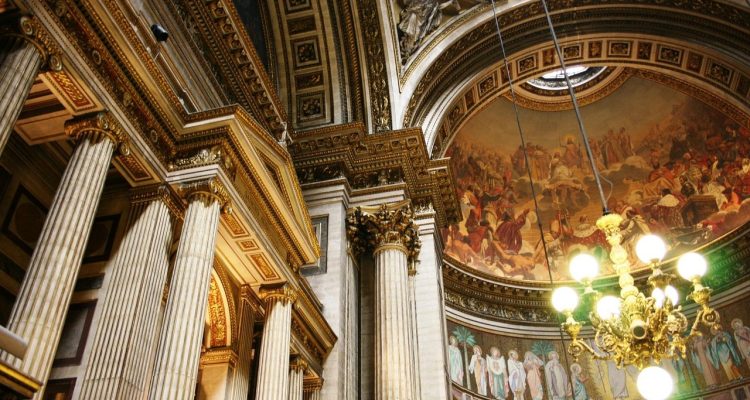 découvrez la recette irrésistible des madeleines, petits gâteaux moelleux et parfumés, parfaits pour accompagner votre thé ou café. apprenez à les préparer facilement avec des ingrédients simples et apportez une touche de douceur à vos pauses gourmandes.