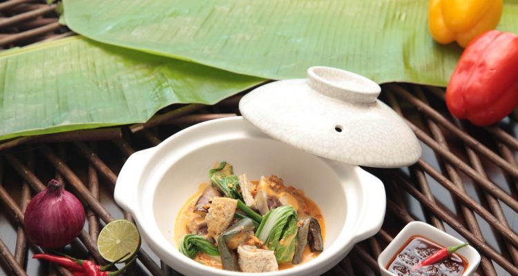 découvrez une sélection de recettes savoureuses à préparer avec une cocotte lente. simplifiez vos repas avec ces plats réconfortants qui cuisent lentement, tout en préservant saveurs et nutriments. idéal pour gagner du temps en cuisine !